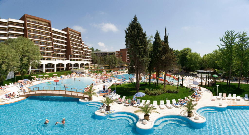 Flamingo Grand Hotel&Spa Albena Bagian luar foto